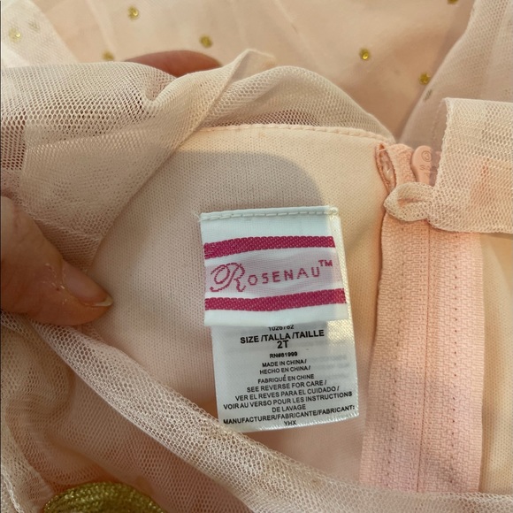 Toddler dresses for twins - Picture 3 of 3